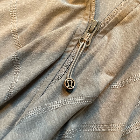 Lululemon jacket - Picture 3 of 3
